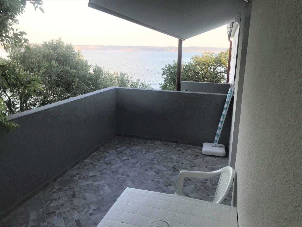 Apartmani Mila Starigrad Paklenica Bagian luar foto